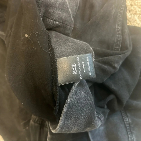 Torrid 2X black bomber with faded  wash excellent condition - Picture 5 of 6